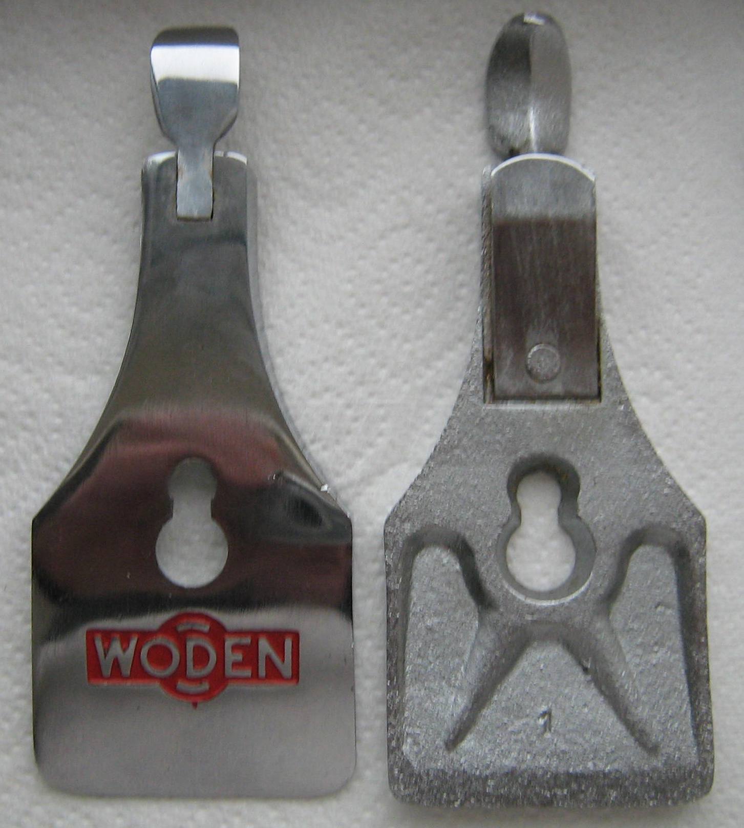 wodenlevercapsroundedbottom